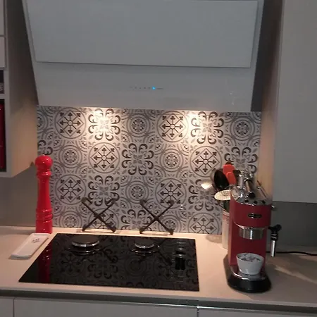 アパート Au Rez-de-chaussee Avec Cour Fleurie, Centre Historique Du Croisic, A 900m - Fr-1-306-916 *