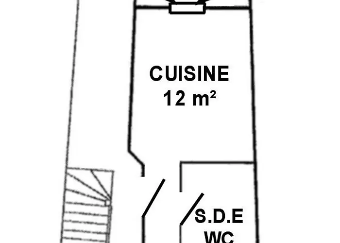 Apartment Au Rez-de-chaussee Avec Cour Fleurie, Centre Historique Du Croisic, A 900m - Fr-1-306-916 *